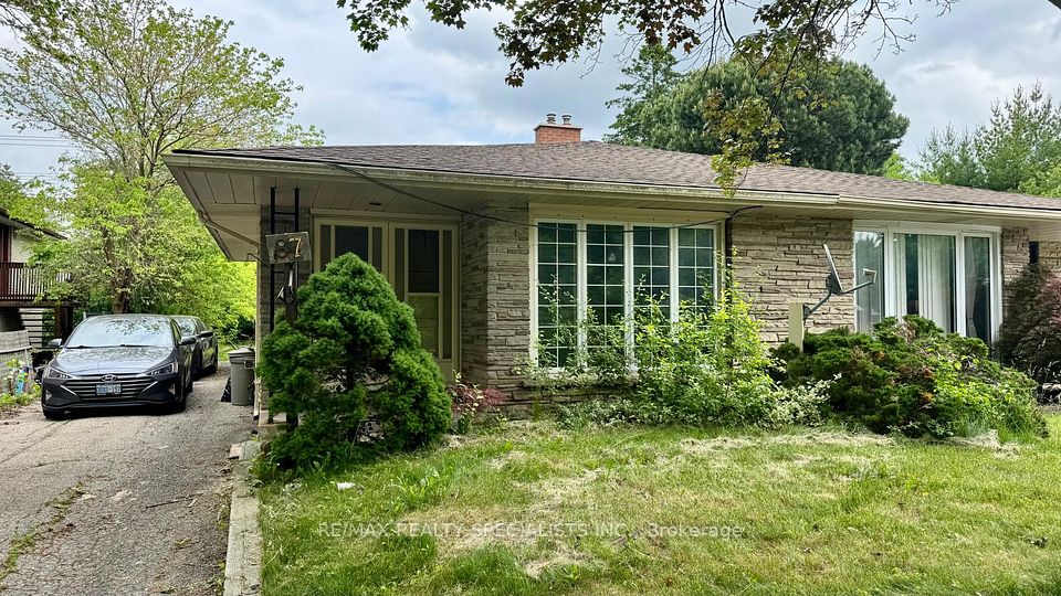87 Secord Avenue