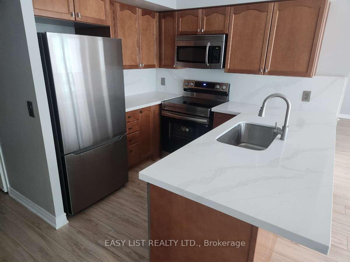 2 Bedrooms Condo at 51 Lower Simcoe, Toronto For sale