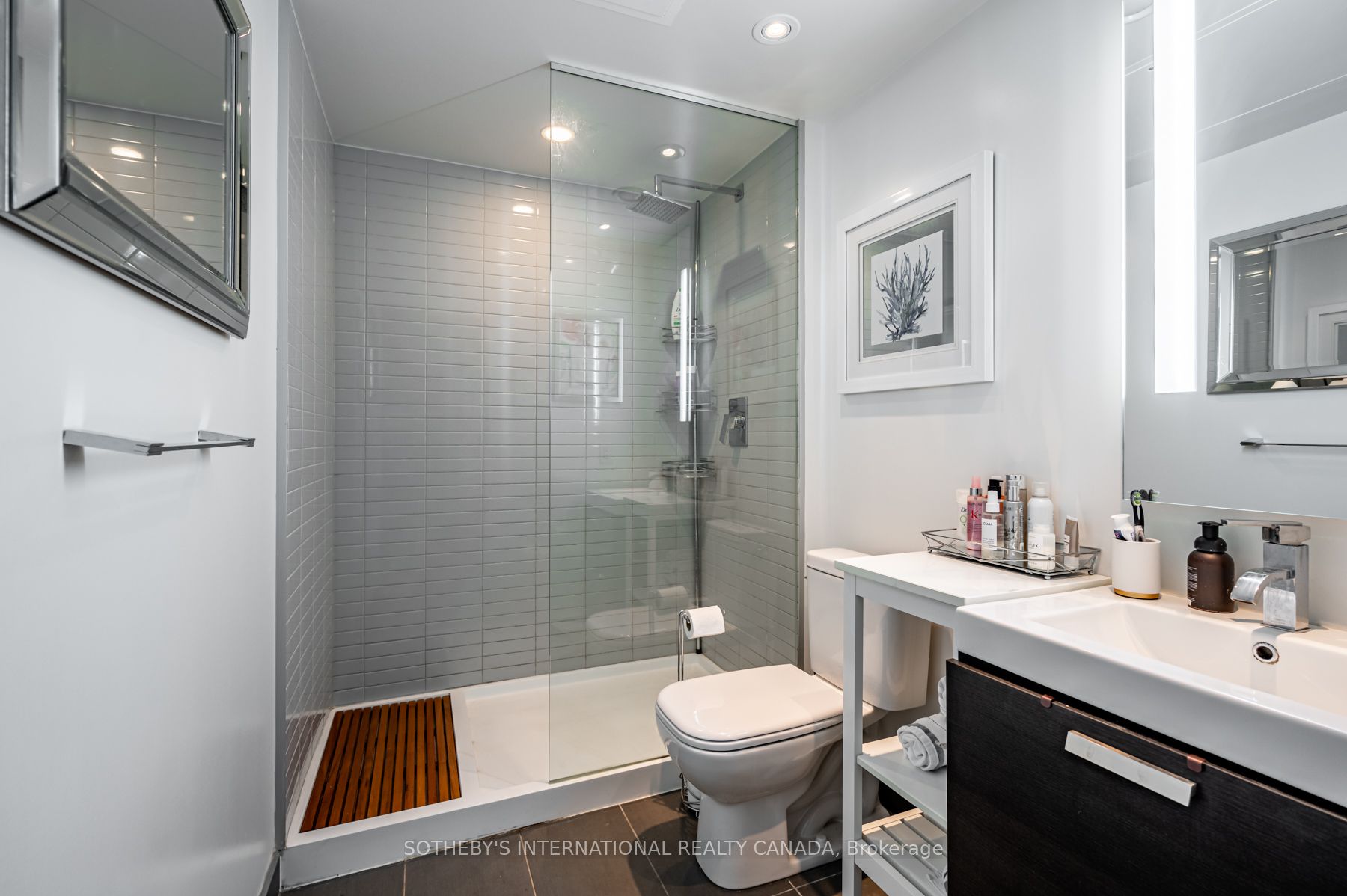629 King Street W, #731