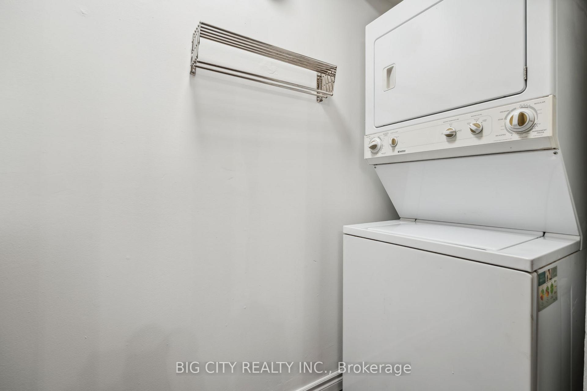 1 Bedroom Condo at 570 Wellington, Toronto For sale