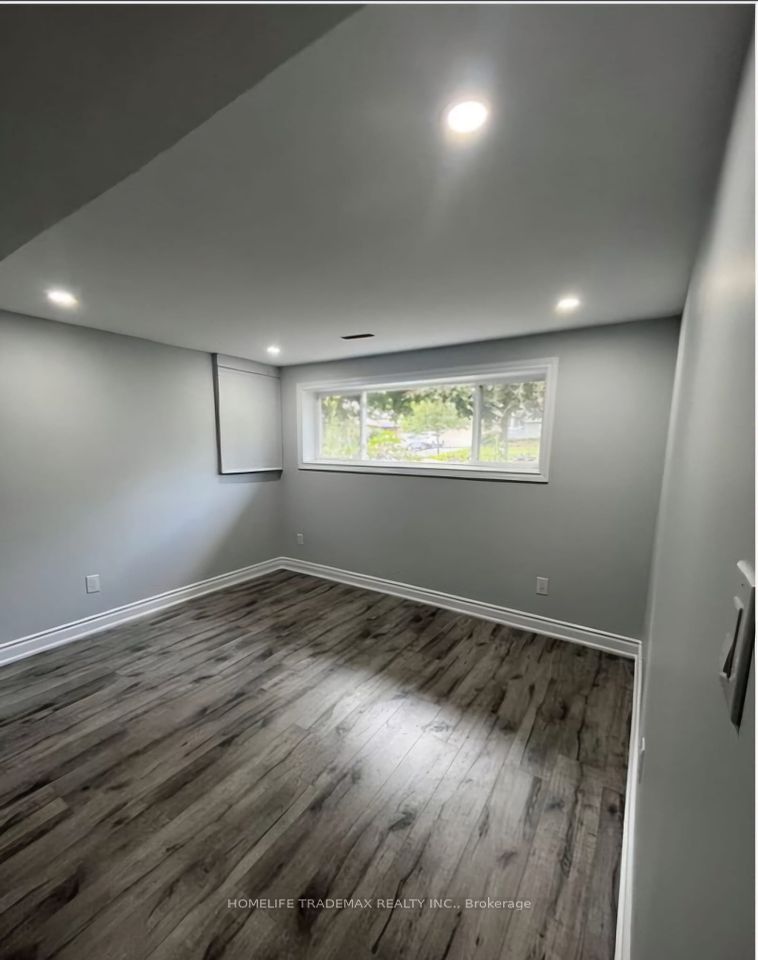 750 Willow Avenue, Milton, ON L9T 3E6