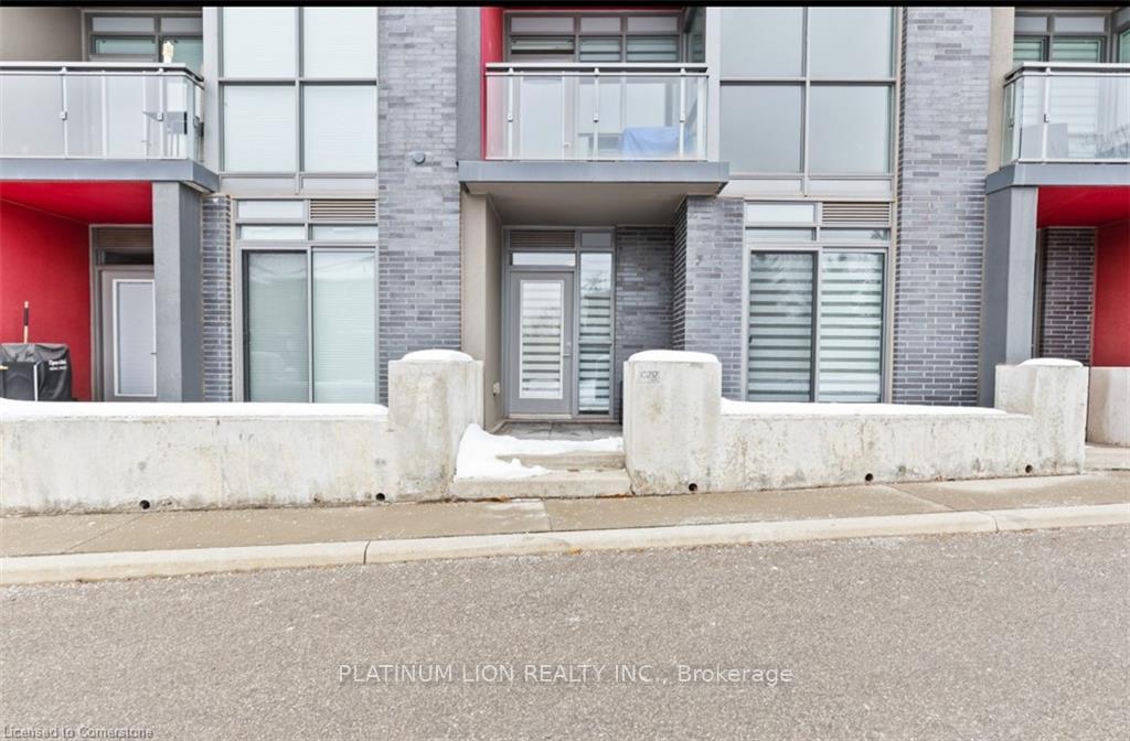 2 Bedrooms Condo at 5260 Dundas,  Burlington For sale