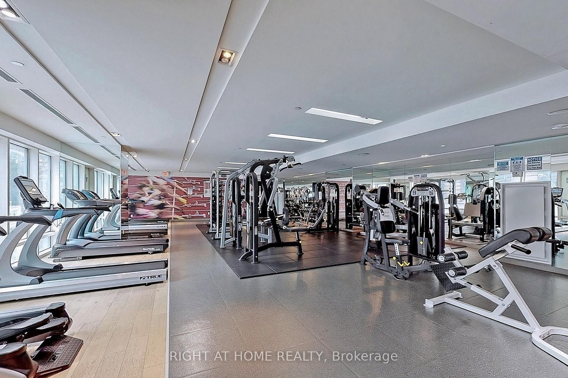 3 Bedrooms Condo at 8 The Esplanade, Toronto For sale
