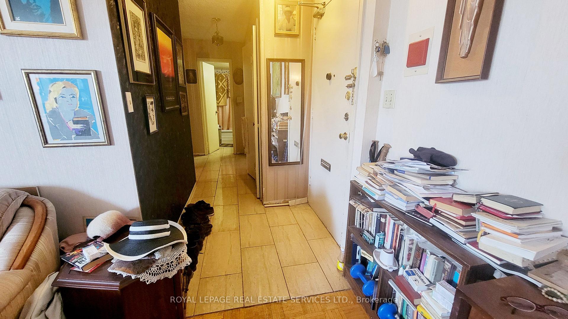 2 Bedrooms Co-op at 151 La Rose,  Toronto For sale