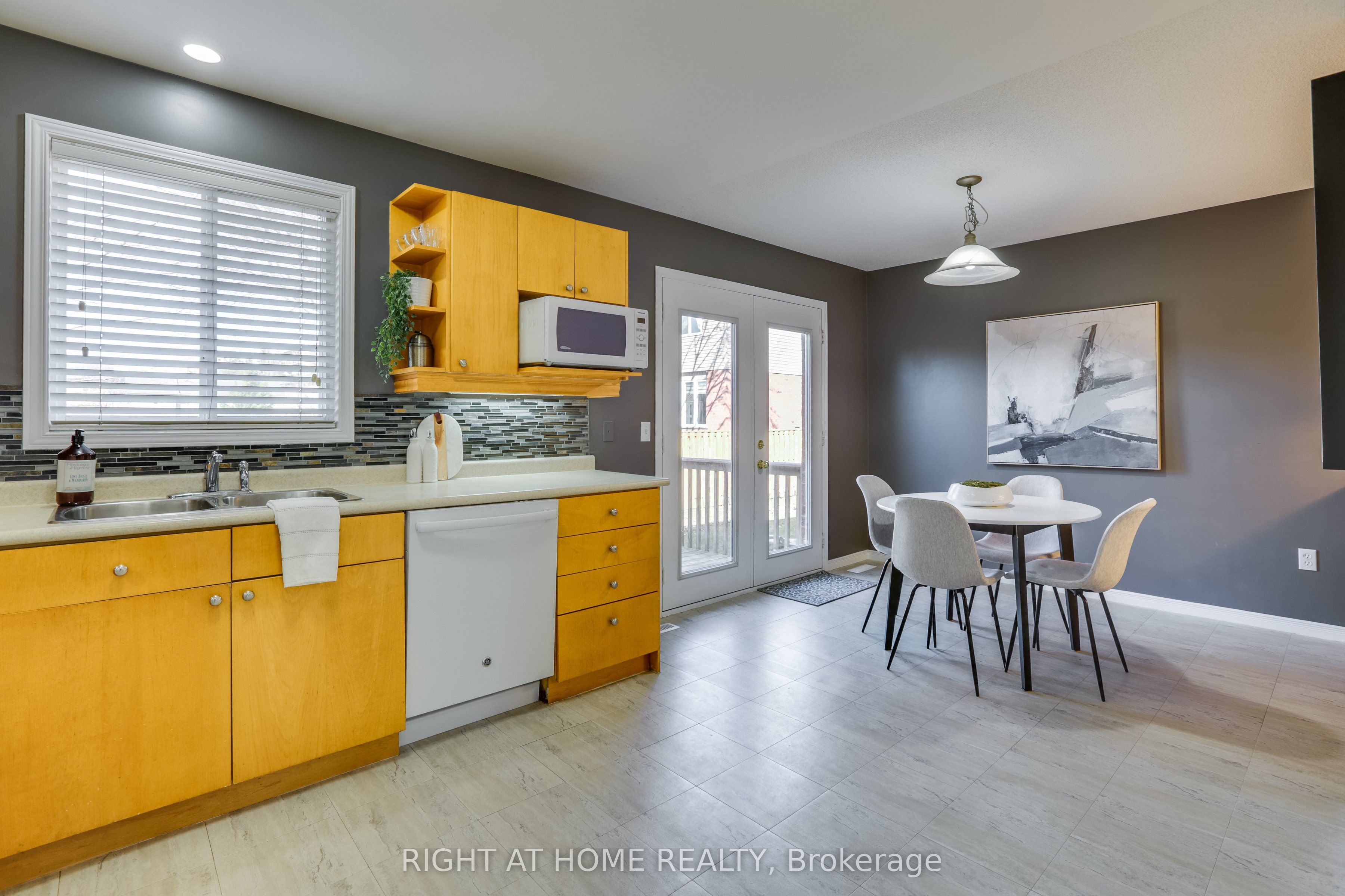 #54 - 1535 Trossacks Avenue, London North, ON N5X 4R1