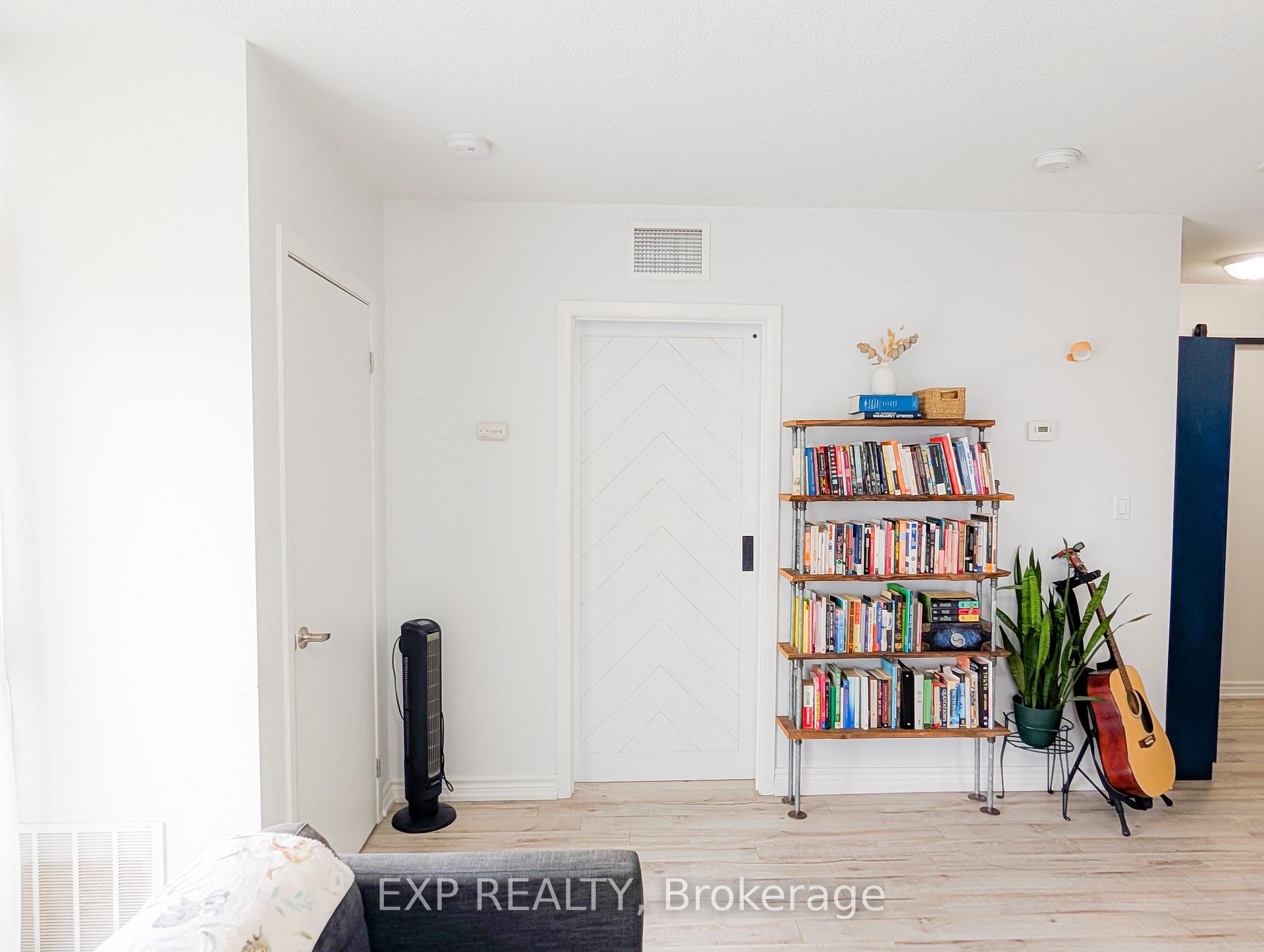 2 Bedrooms Condo at 2464 Weston, Toronto For sale