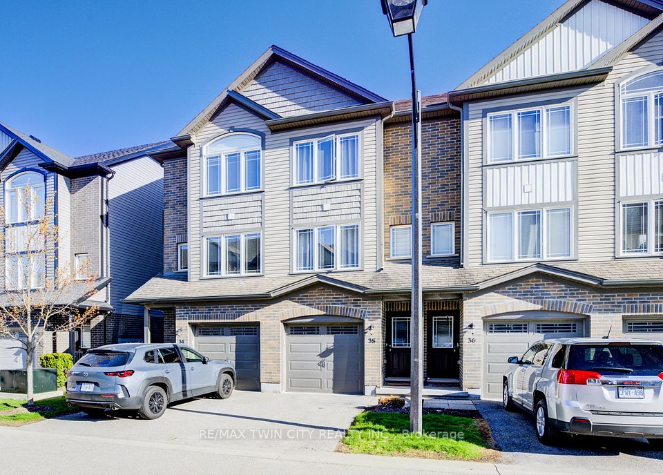 #35 - 12 Poplar Drive, Cambridge, ON N3C 0G4