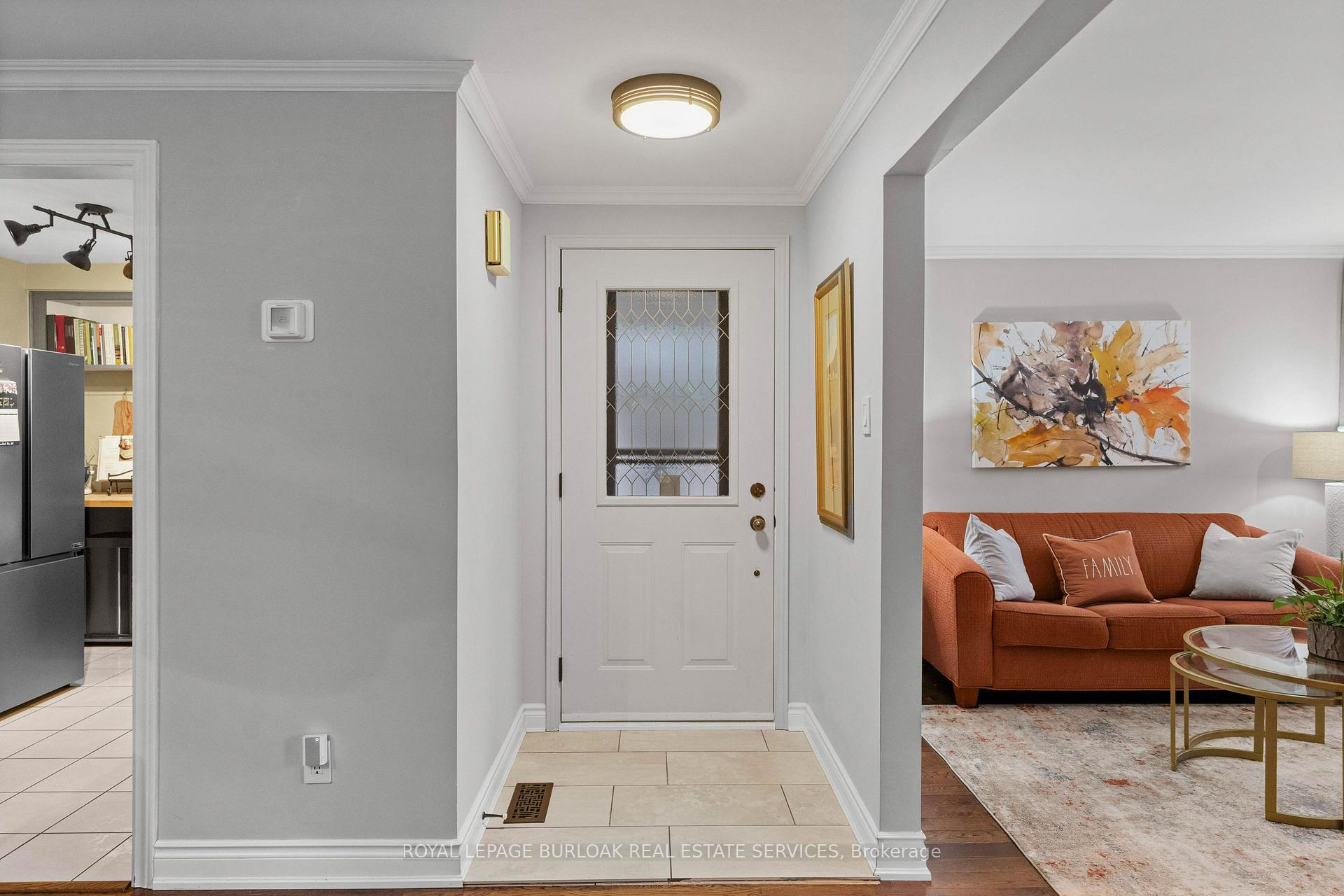 3 Bedrooms Condo at 1508 Upper Middle, Burlington For sale