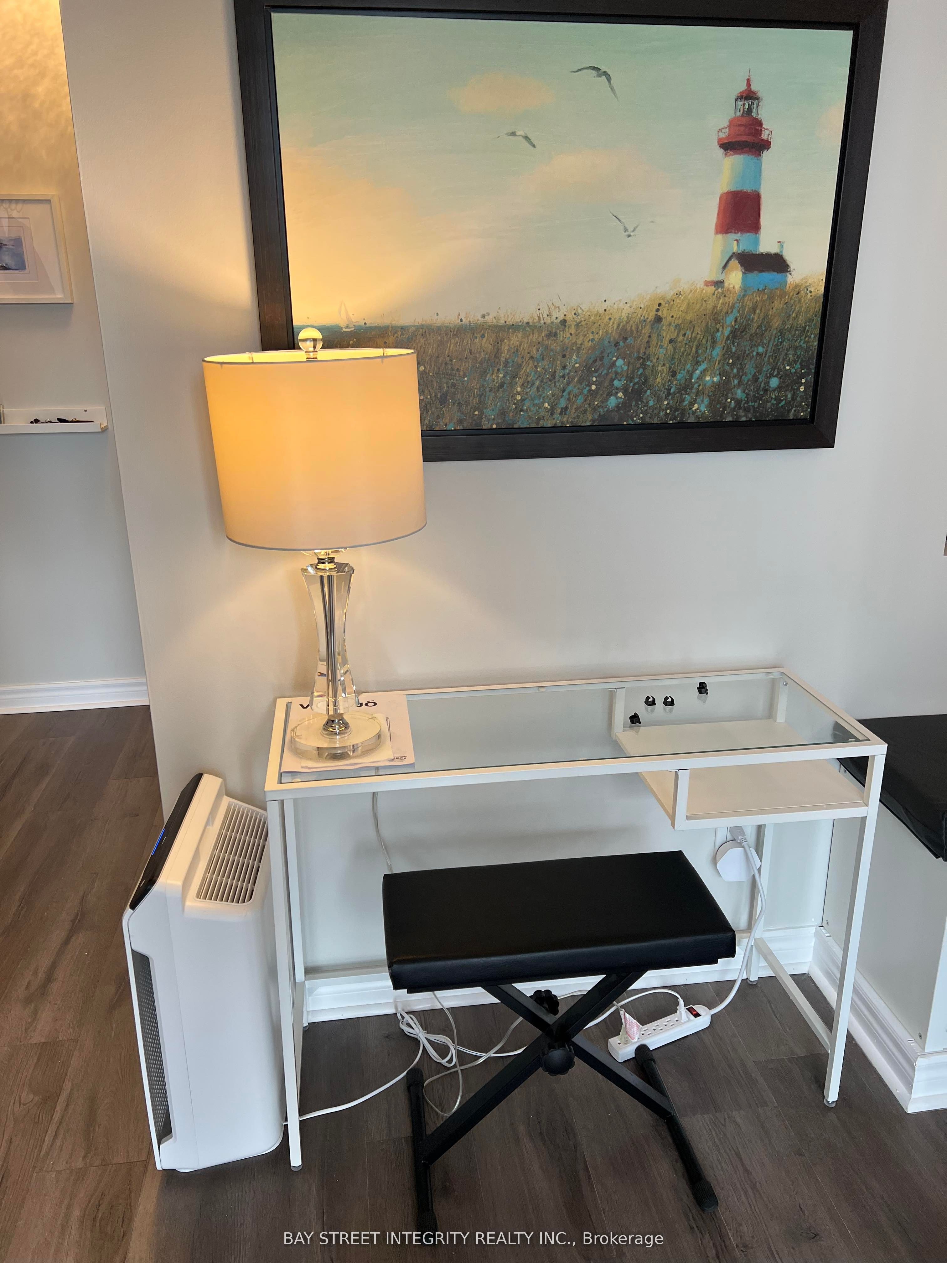 33 Harbour Square, #3013