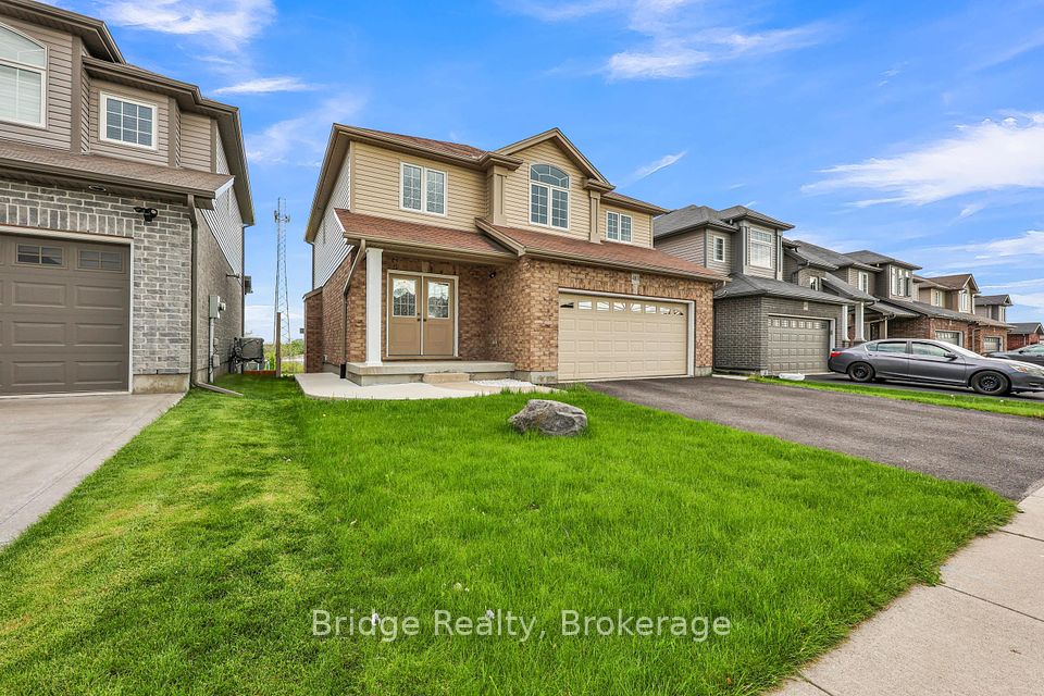 483 CHAMPLAIN Avenue, Woodstock, ON N4V 0A7
