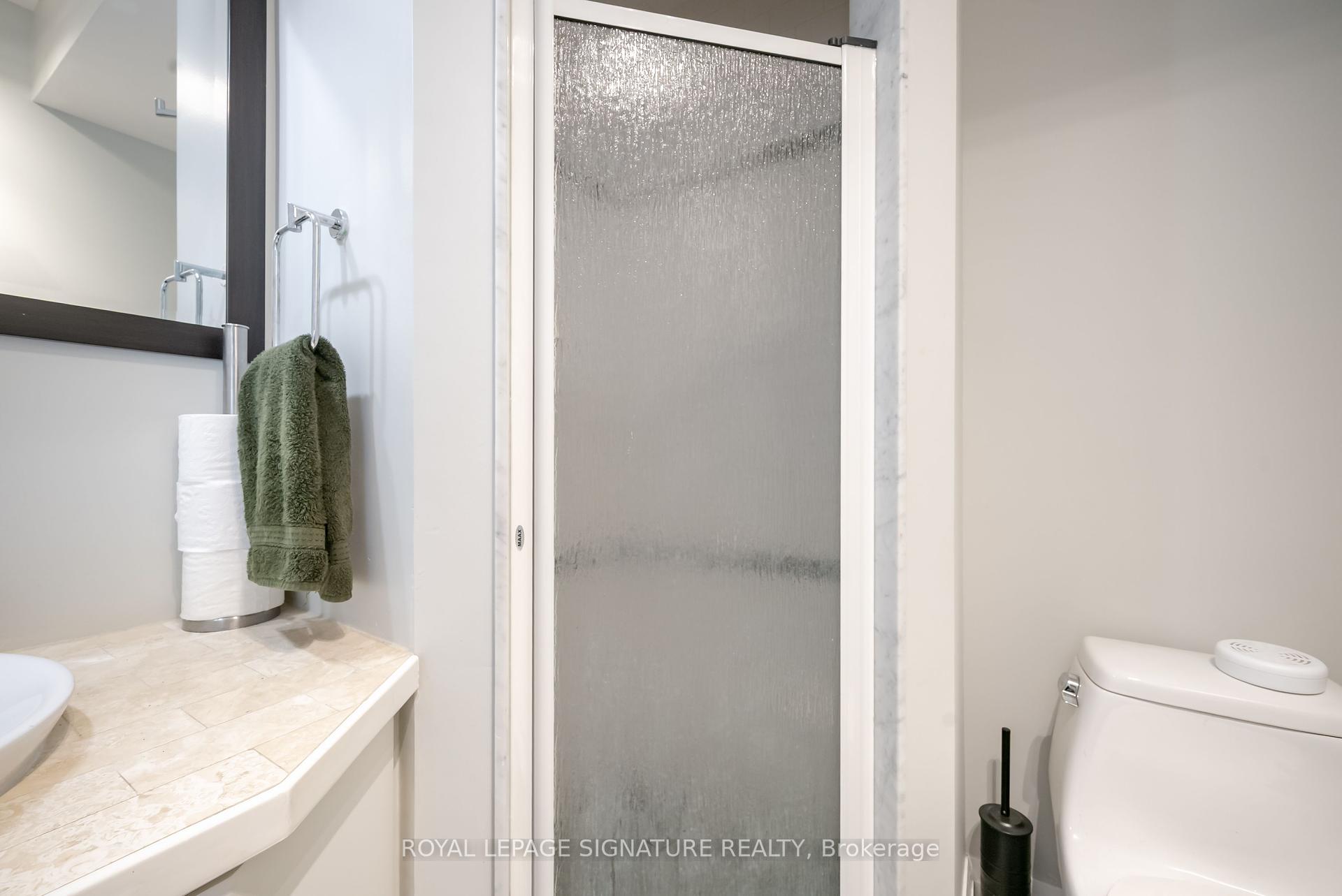 2 Bedrooms Condo at 473 Dupont, Toronto For sale