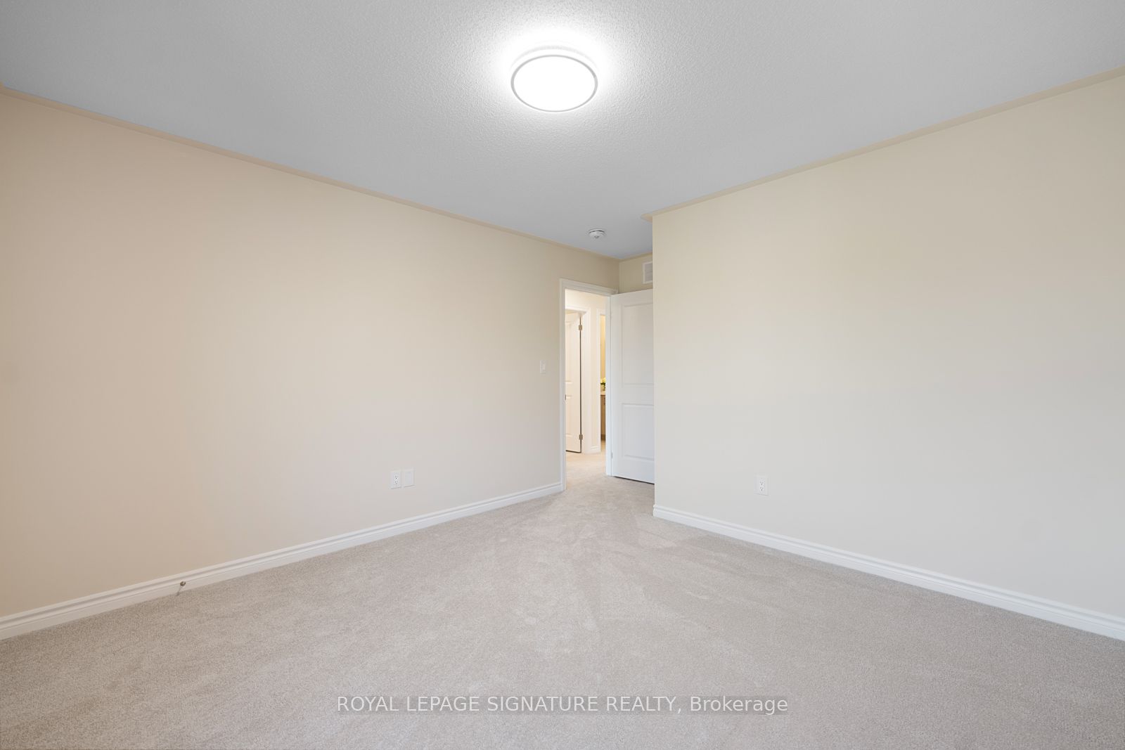 36 Hillcroft Way