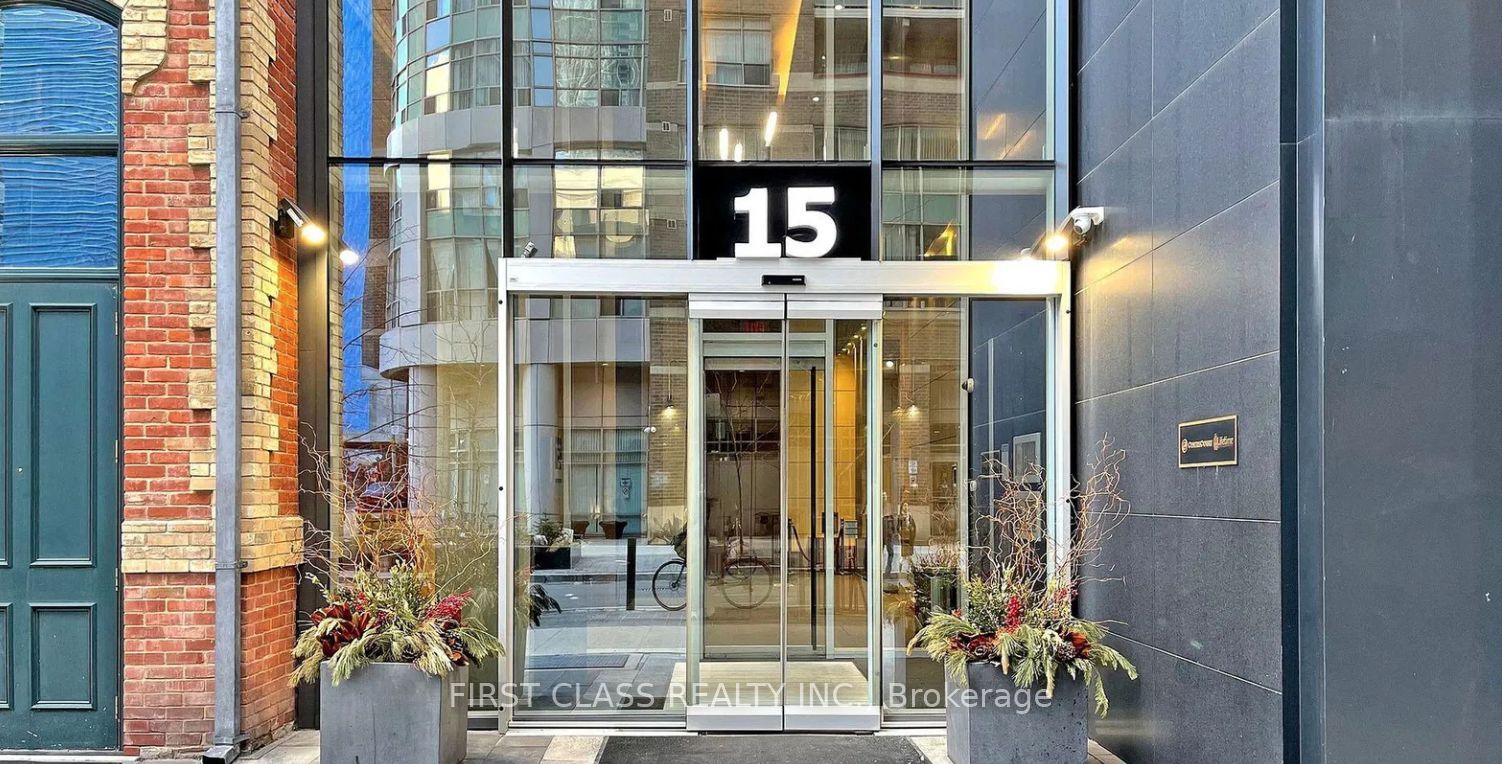 15 Grenville Street, #2906
