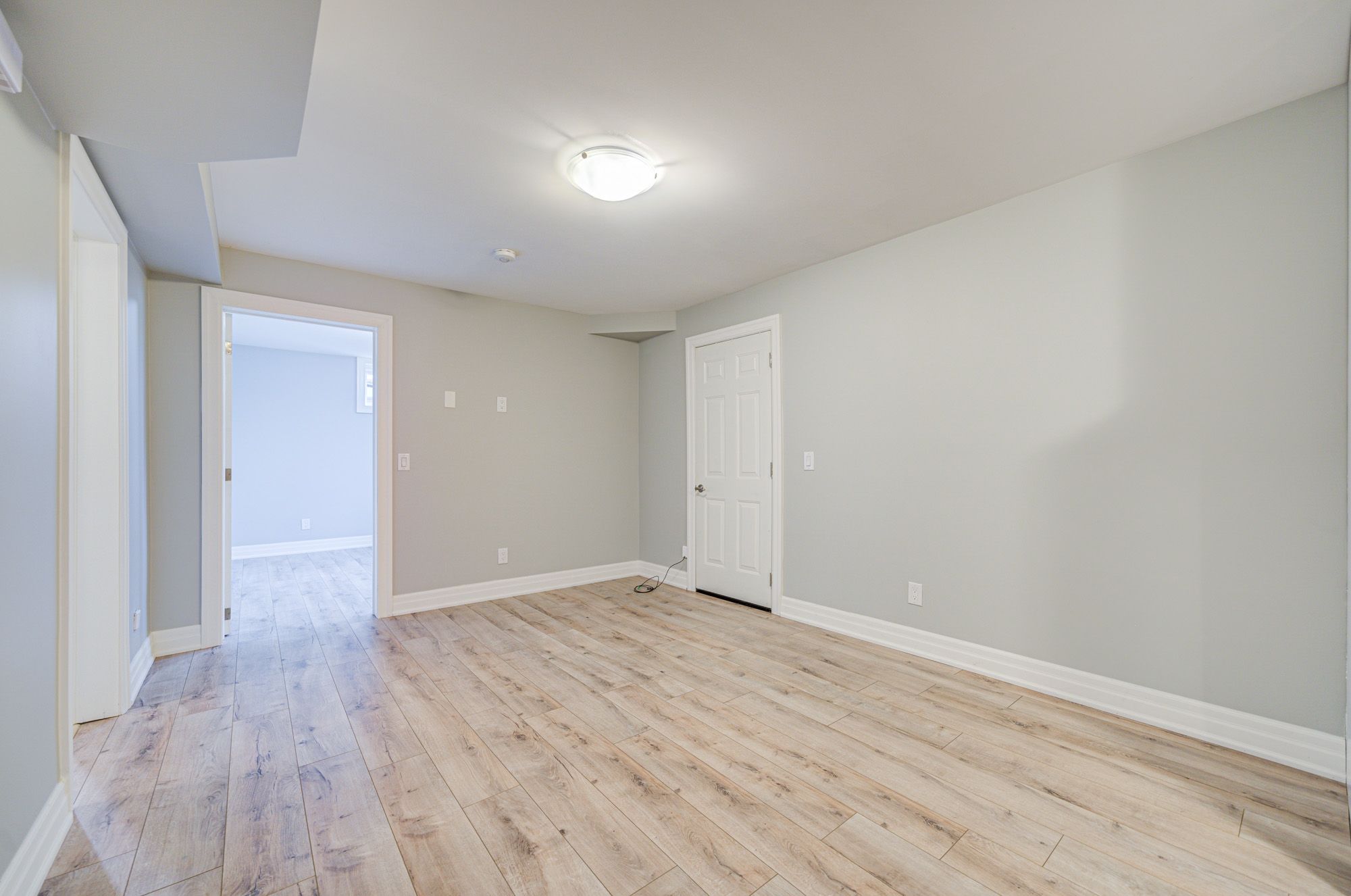 125 Dell Park Avenue Bsmt