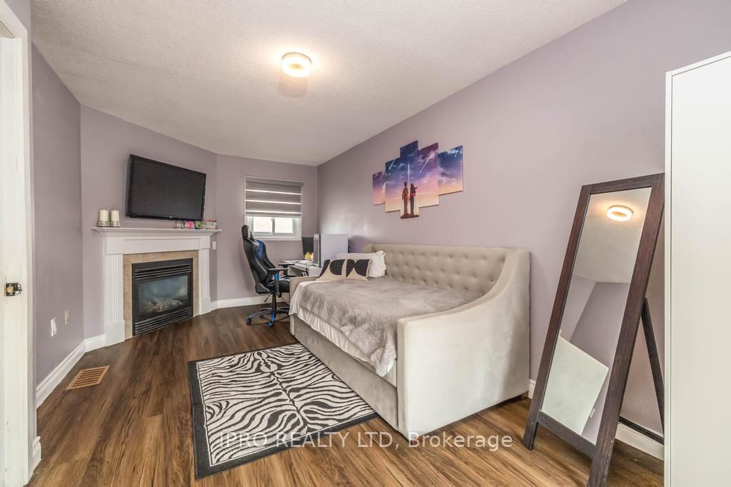 2155 Duncaster Drive, #26
