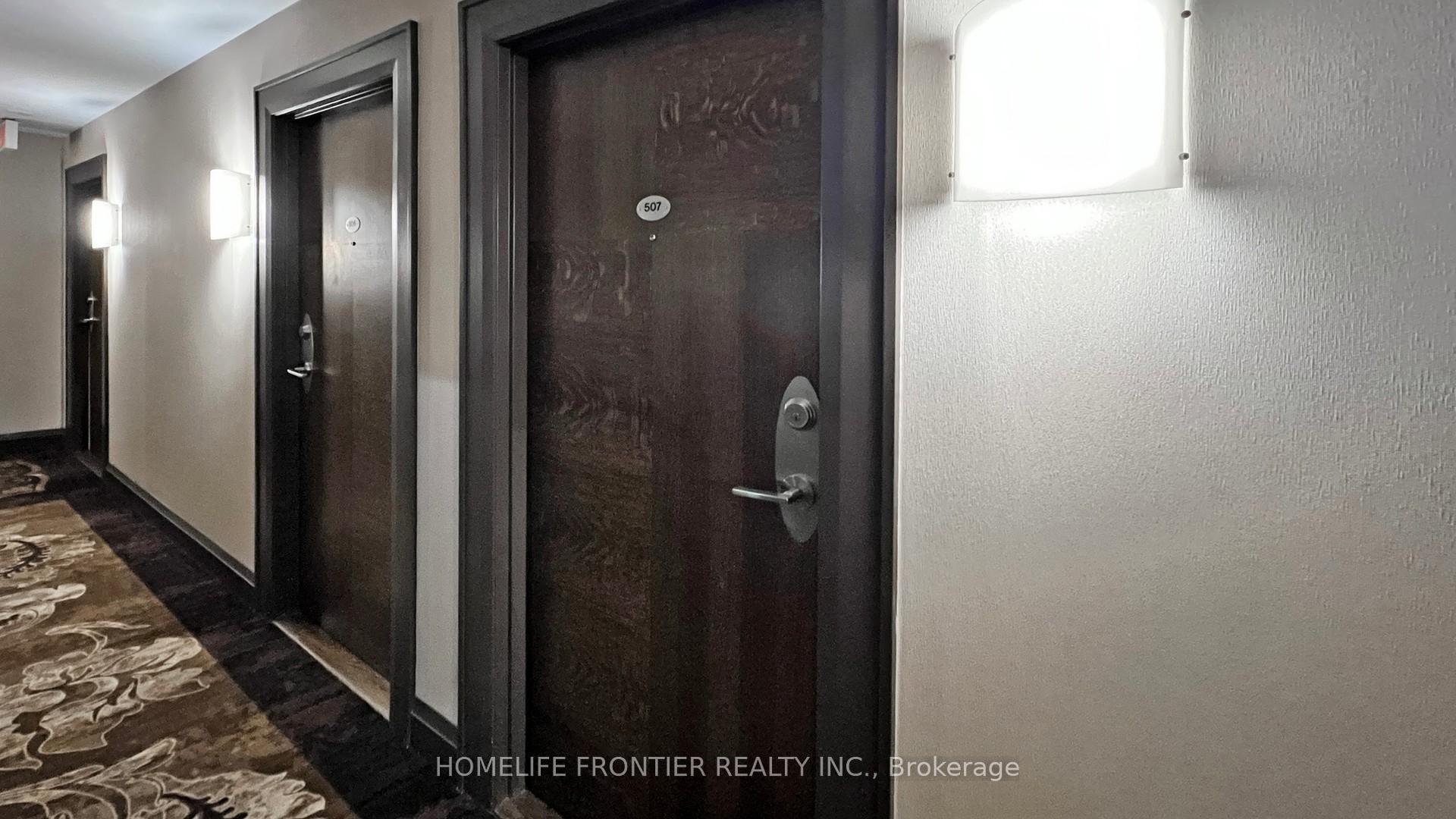 1 Bedroom Condo at 2 Rean, Toronto For sale