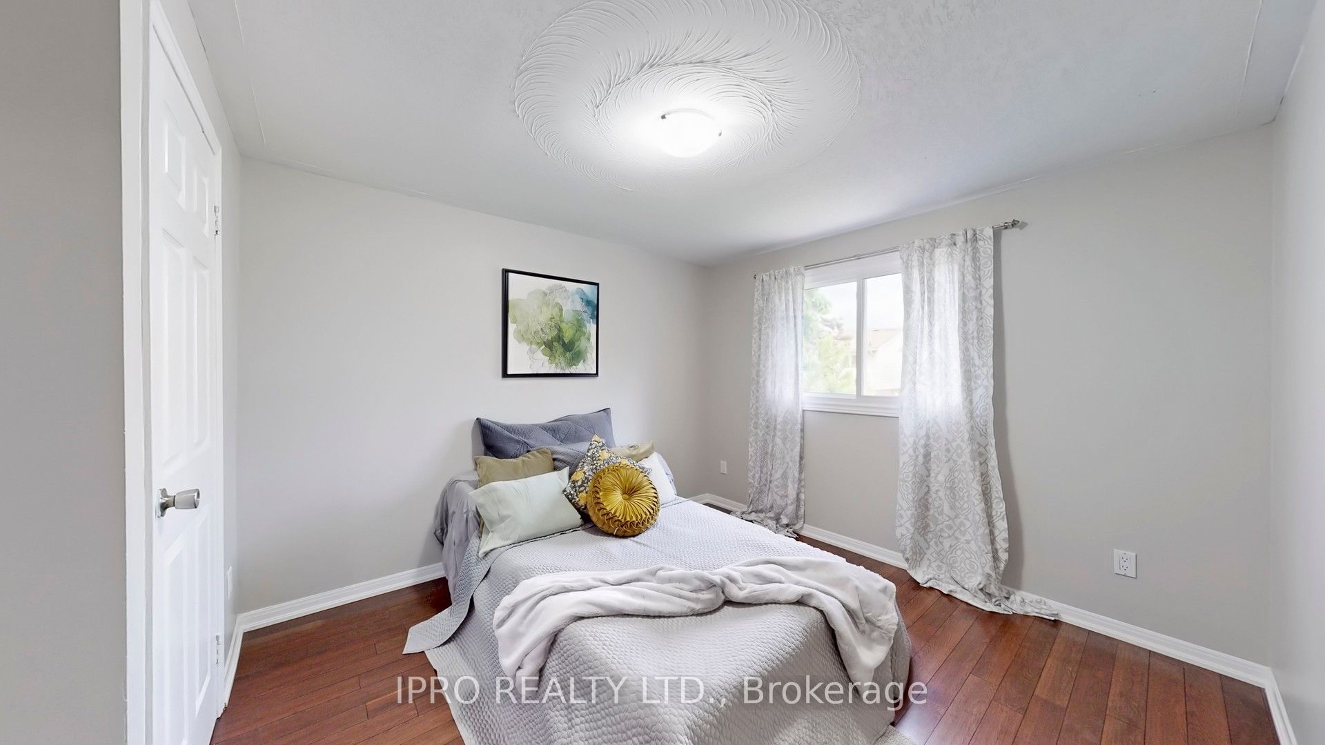 88 Christie Crescent