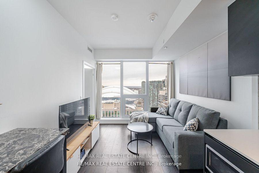 2 Bedrooms Condo at 55 Mercer, Toronto For sale