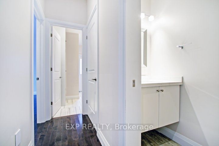 468 Ontario Street, #Unit 2