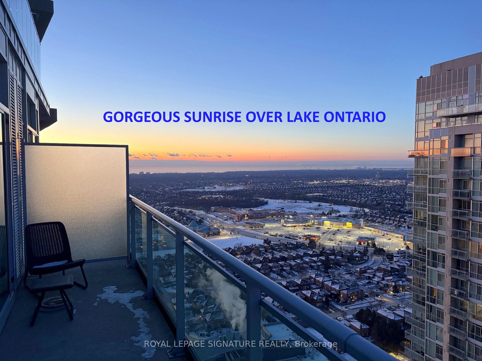 1 Bedroom Condo at 223 Webb,  Mississauga For sale