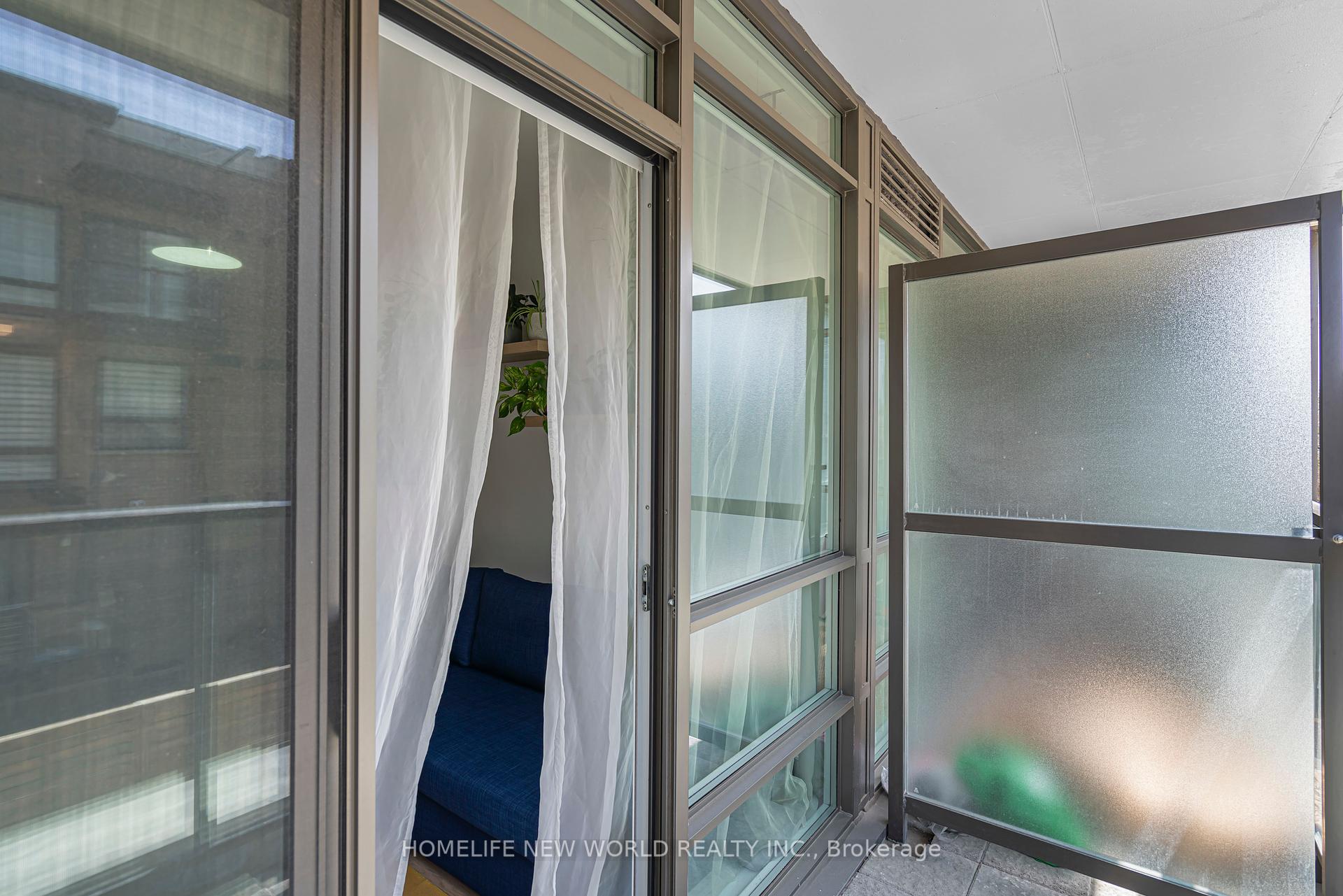 Condo at 8 Fieldway,  Toronto For sale