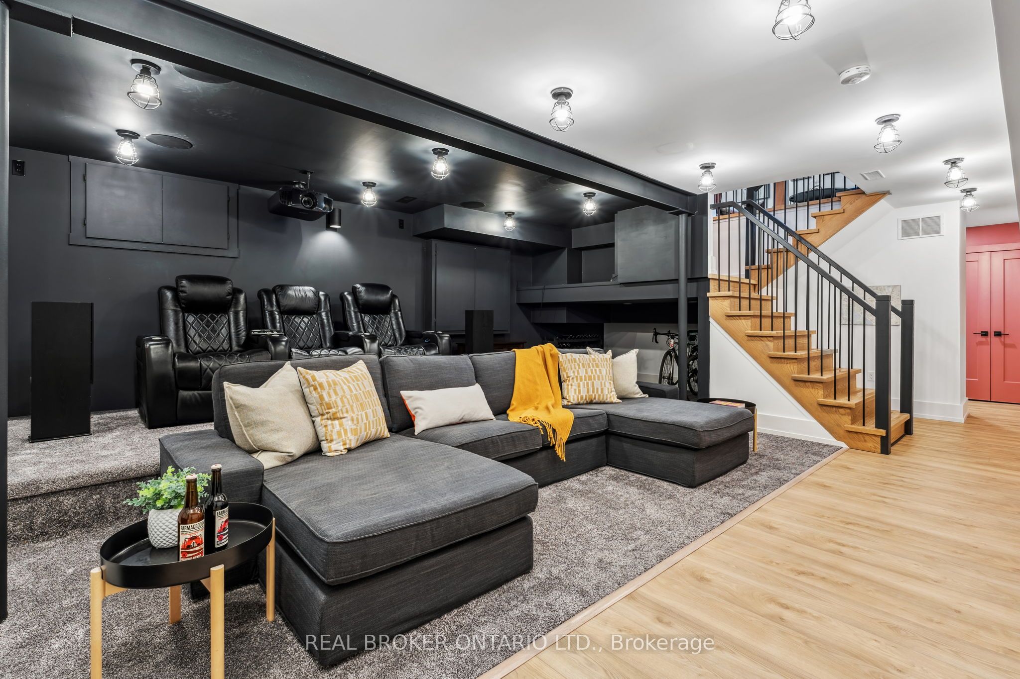 44 Hunt Club Drive