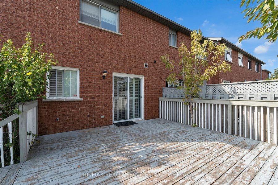 11 Wedgewood Place