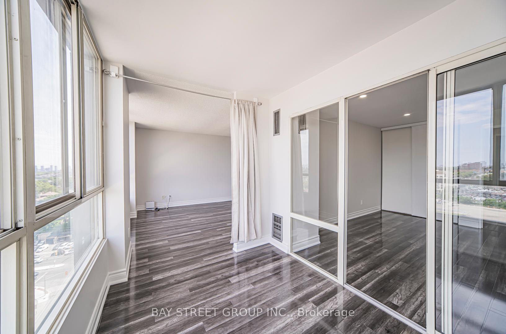 3 Bedrooms Condo at 2470 Eglinton, Toronto For sale