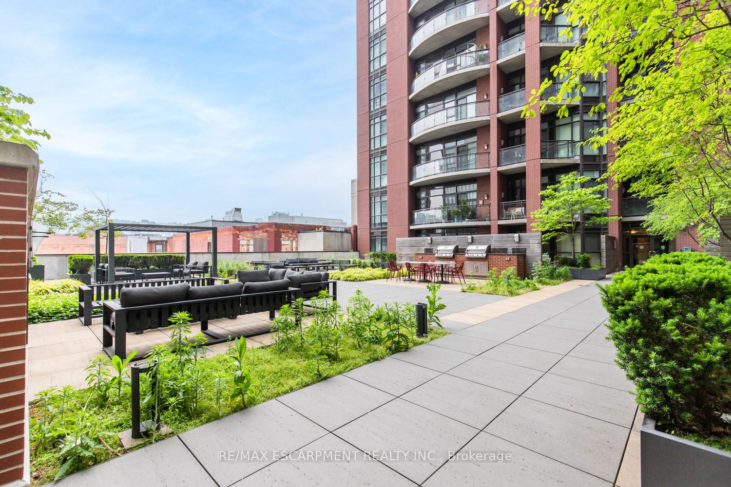 1 Bedroom Condo at 112 King,  Hamilton For sale
