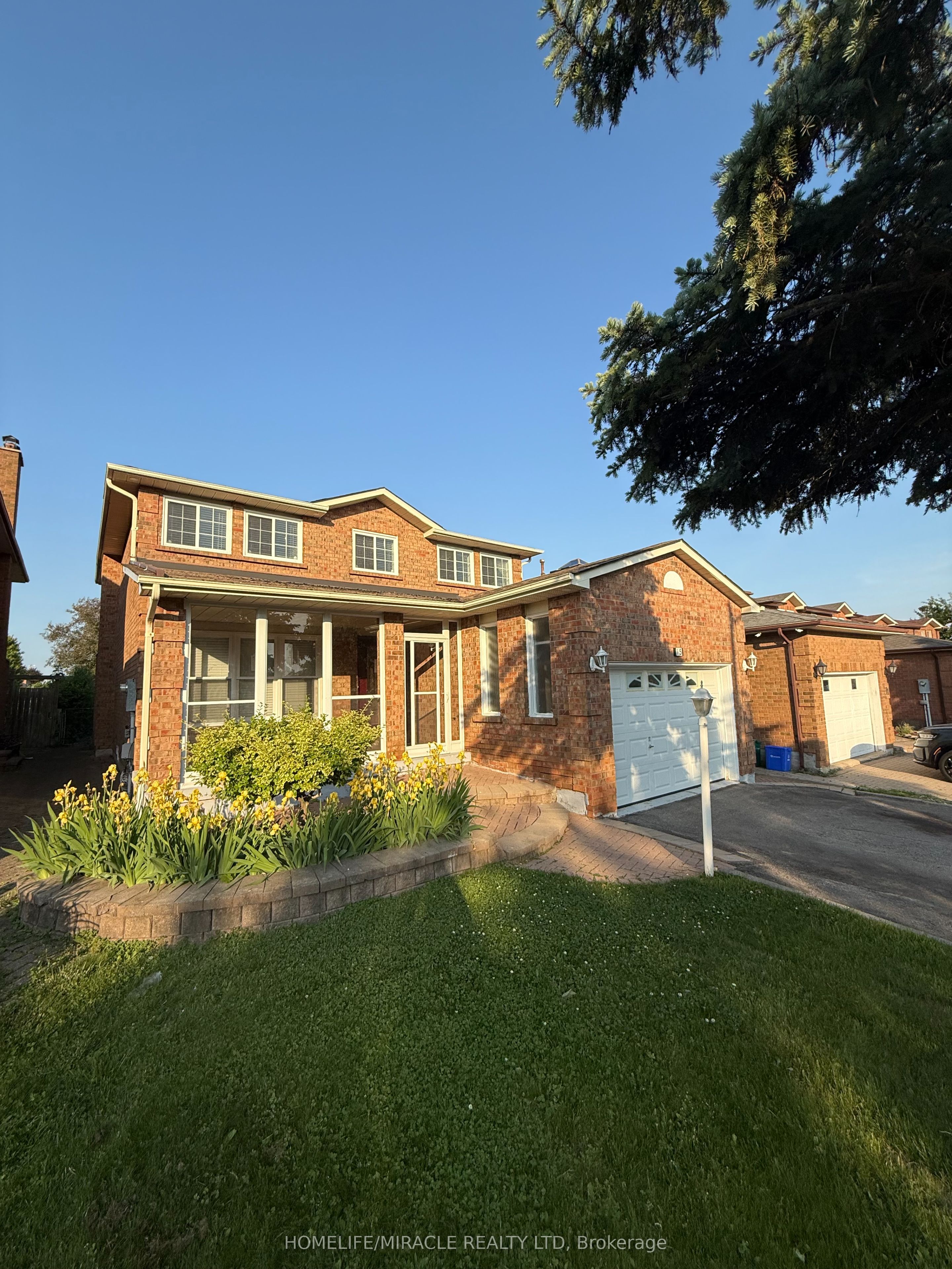 15 Brice Street