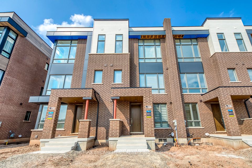 3075 Welsman Gardens, Oakville, ON L6H 7Z2