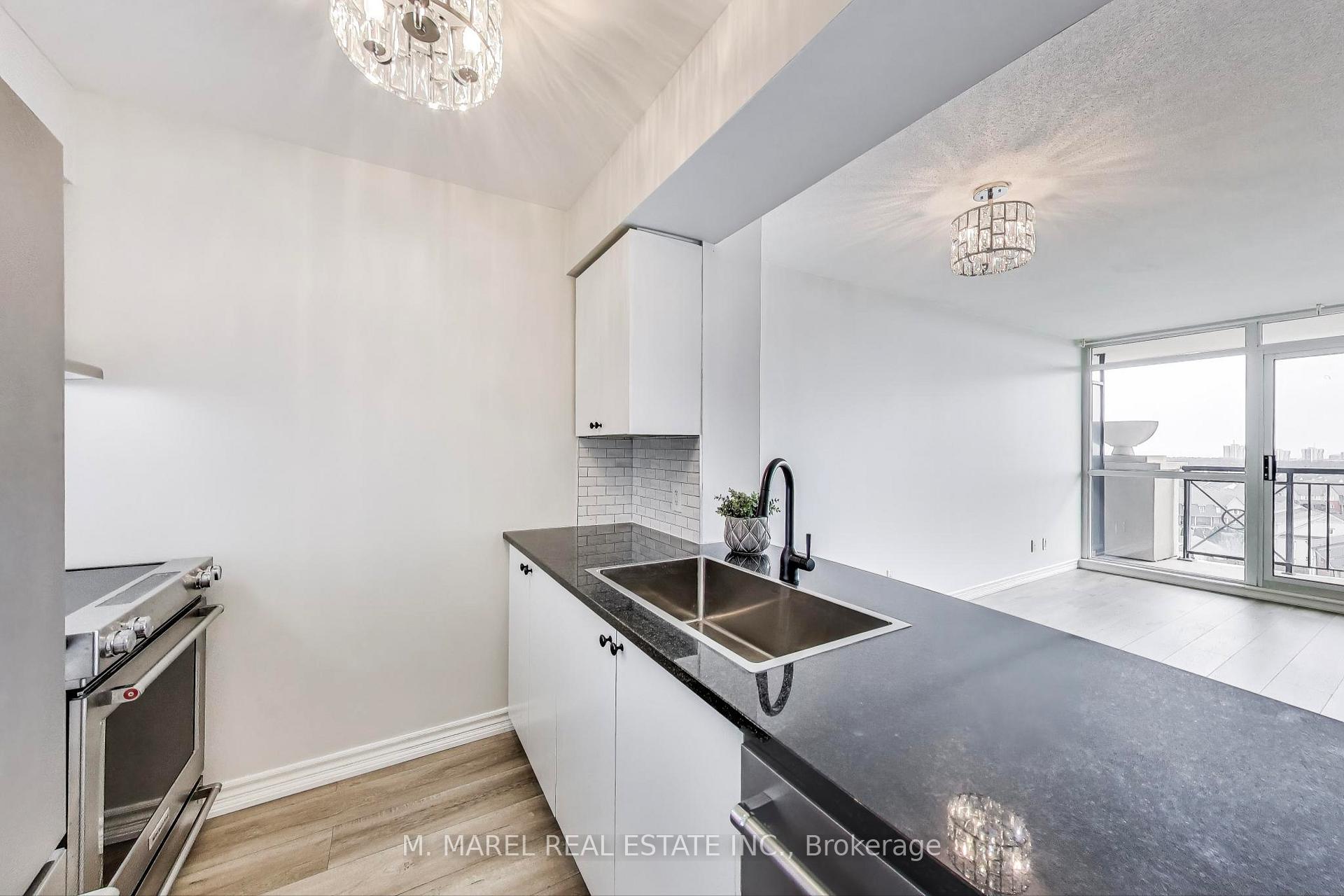 1 Bedroom Condo at 2365 Central Park,  Oakville For sale