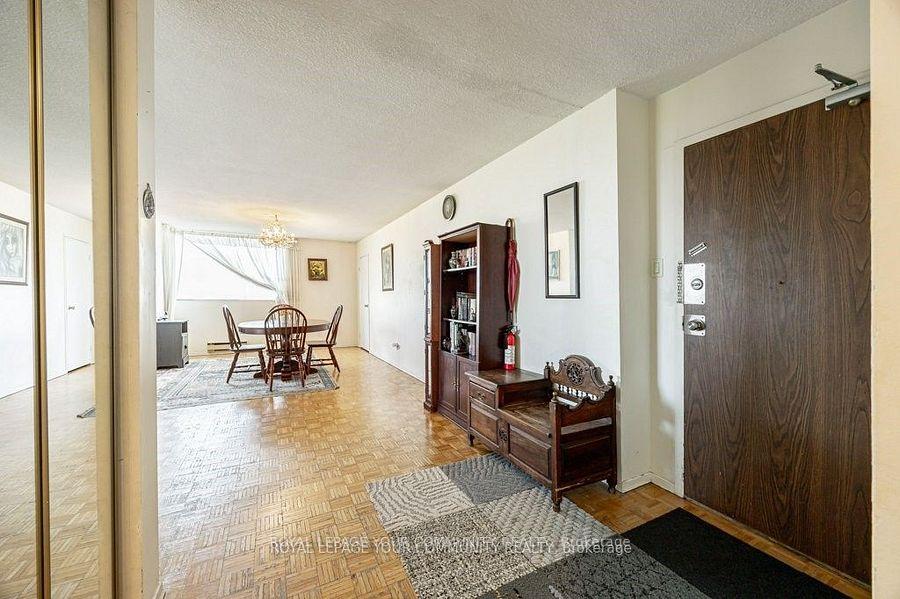 4 Bedrooms Condo at 133 Torresdale, Toronto For sale