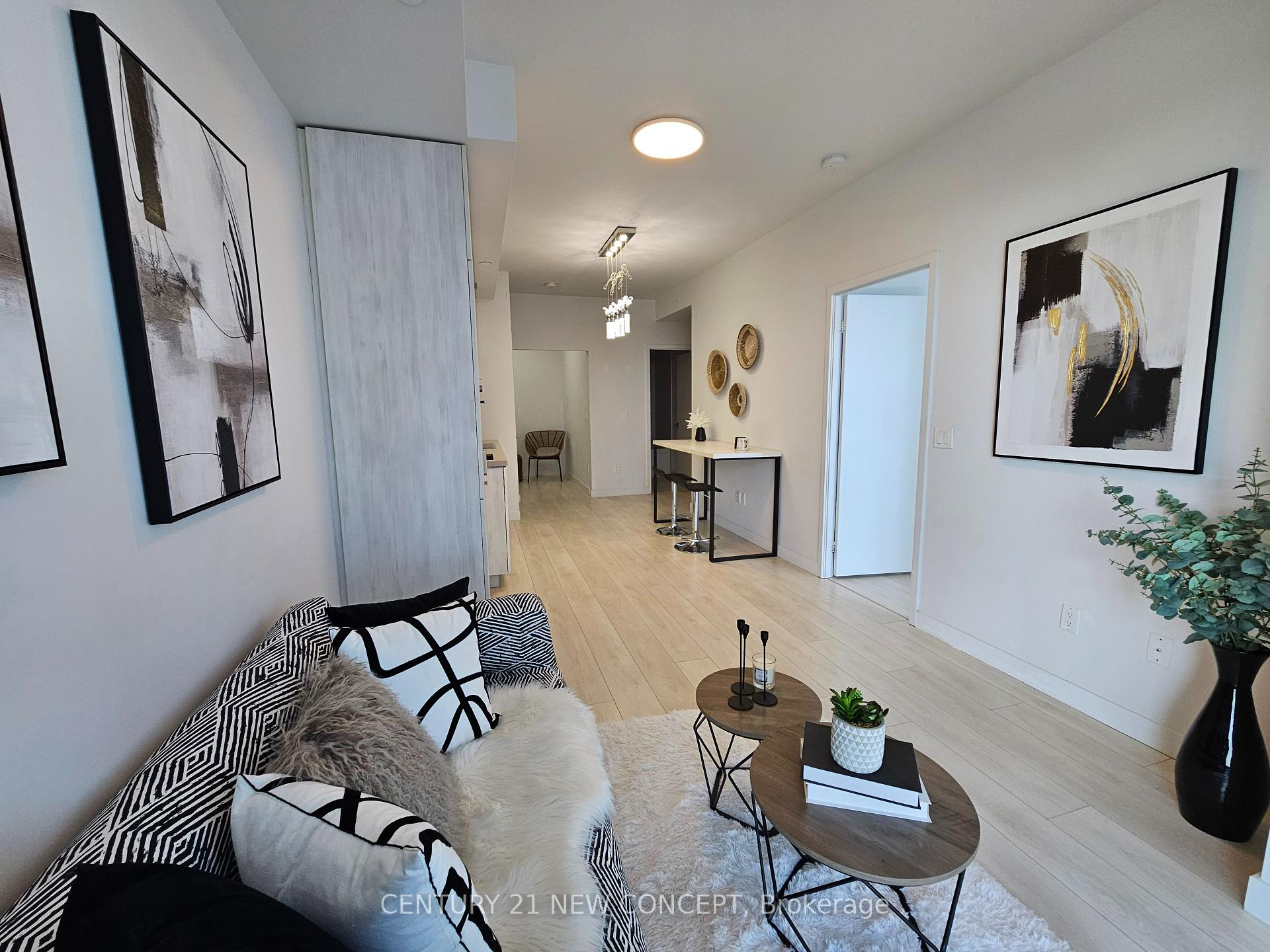2 Bedrooms Co-op at 8 Eglinton, Toronto For sale