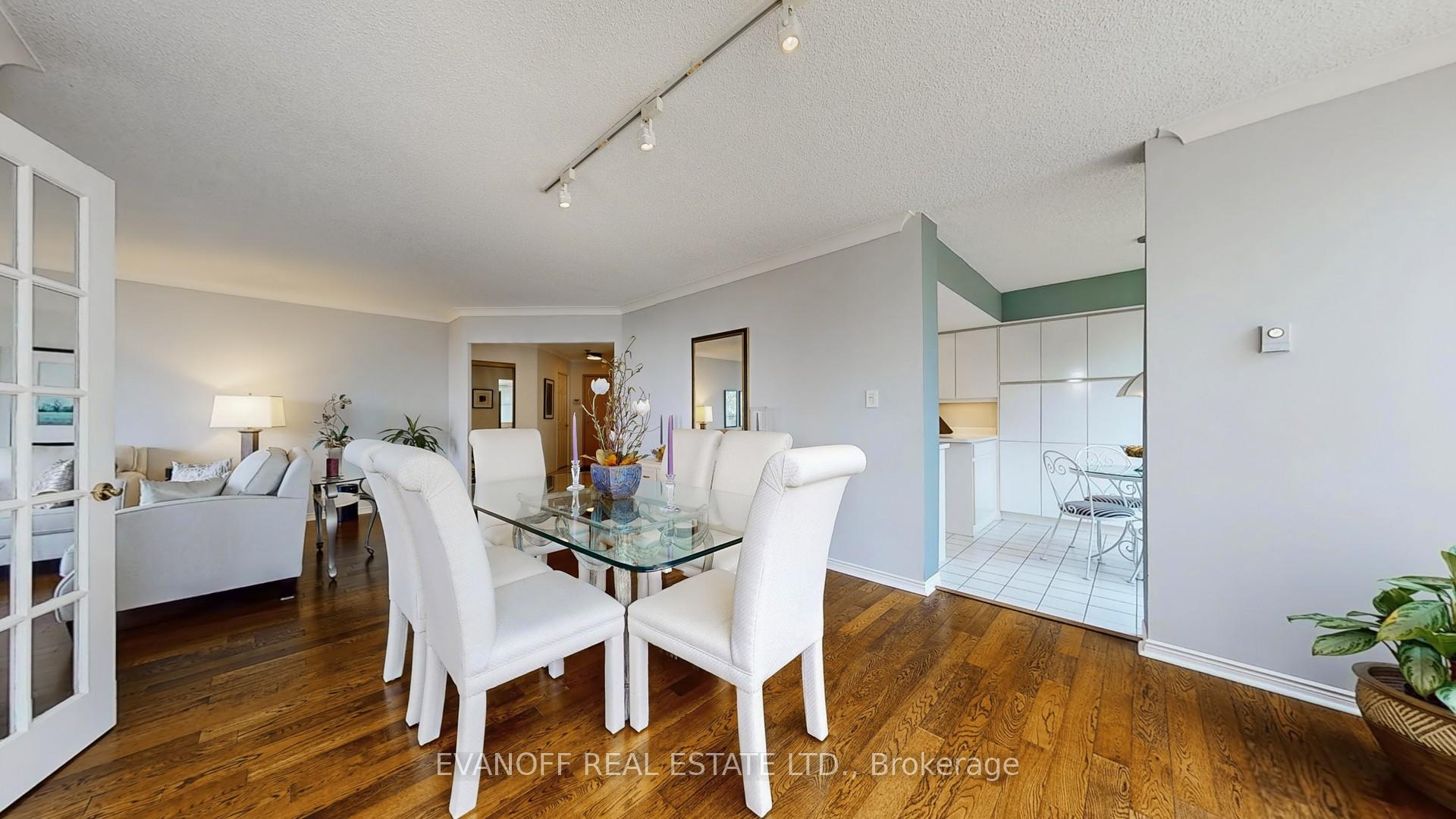 3 Bedrooms Condo at 20 Guildwood, Toronto For sale