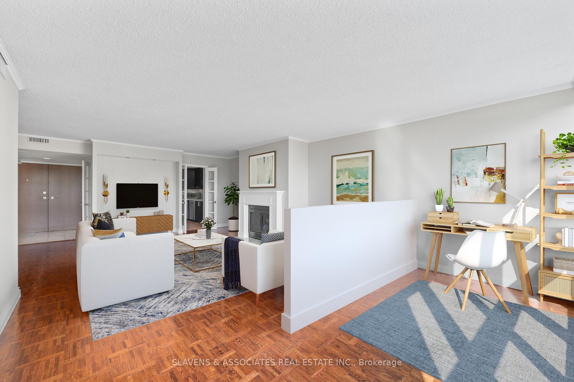 2 Bedrooms Condo at 71 Charles,  Toronto For sale