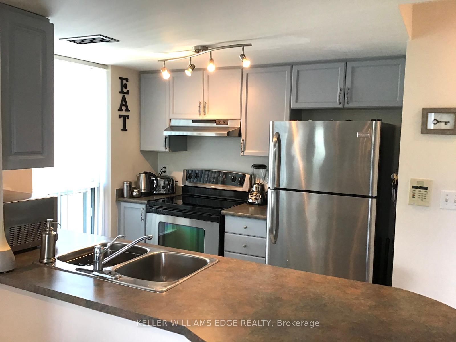 1 Bedroom Condo at 2585 Erin Centre,  Mississauga For sale