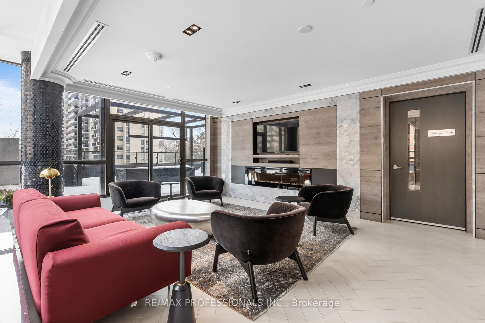 1 Bedroom Condo at 6 Jackes, Toronto For sale