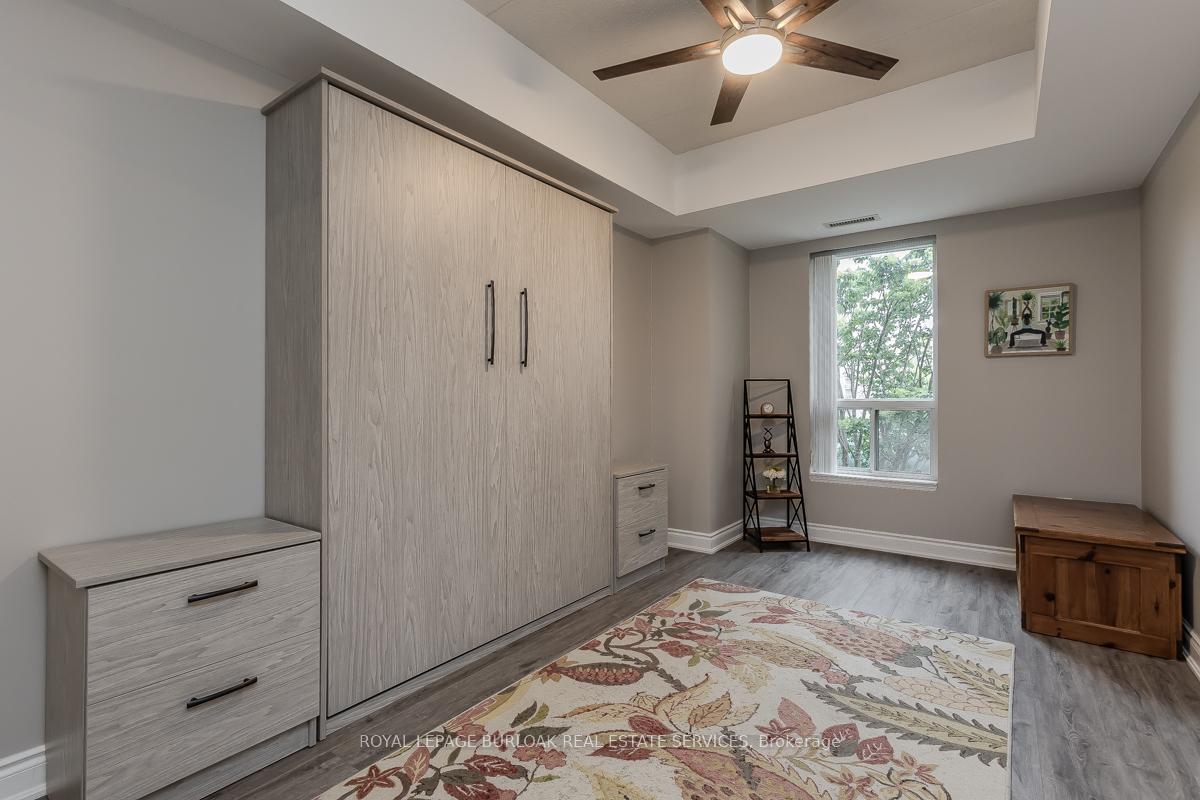 2 Bedrooms Condo at 2075 Amherst Heights, Burlington For sale