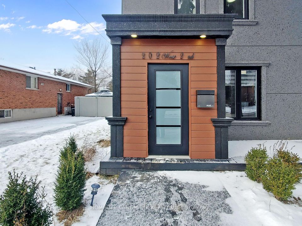 202 West 2nd Street, Hamilton, ON L9C 3G1