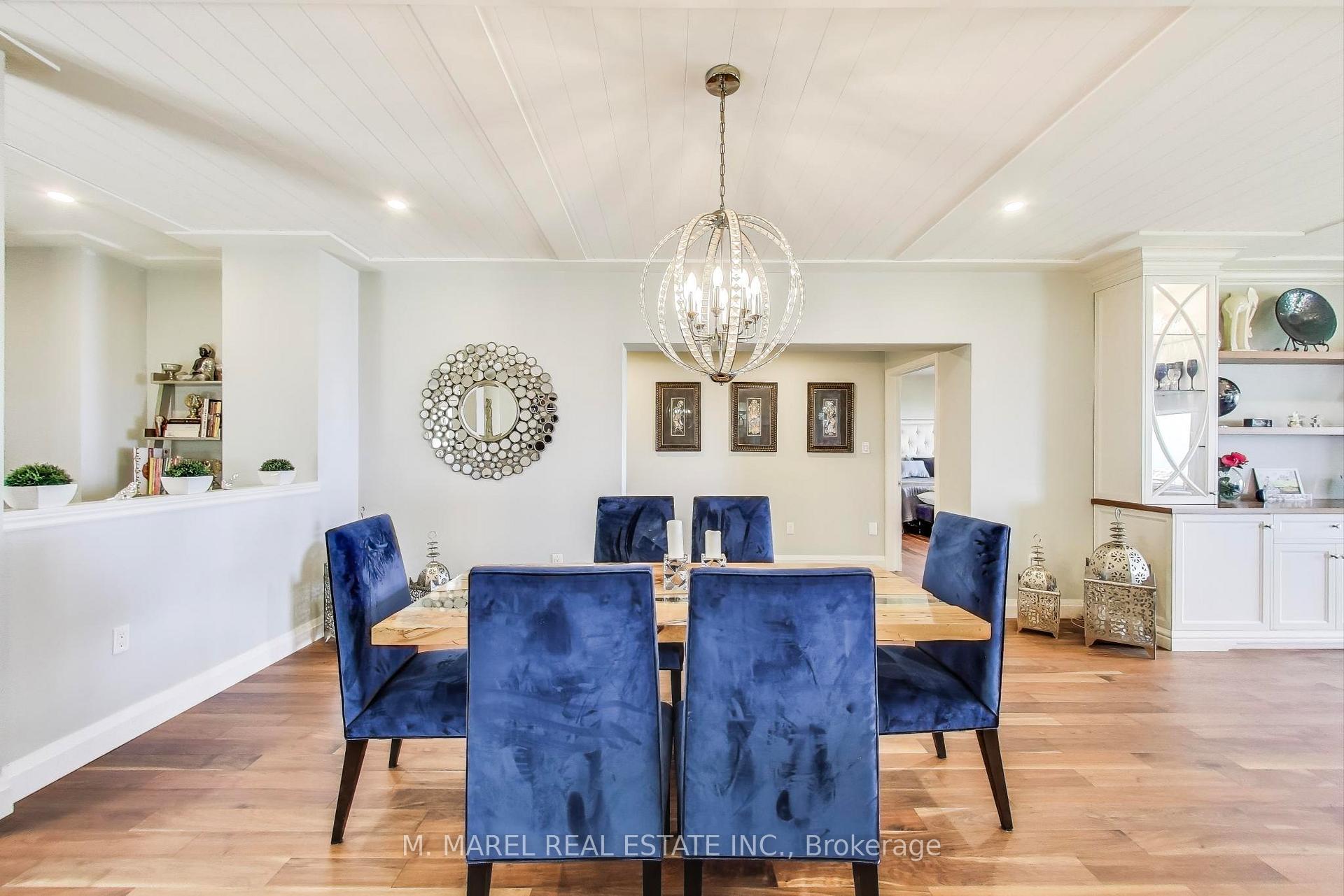 4 Bedrooms Condo at 484 Millen, Hamilton For sale