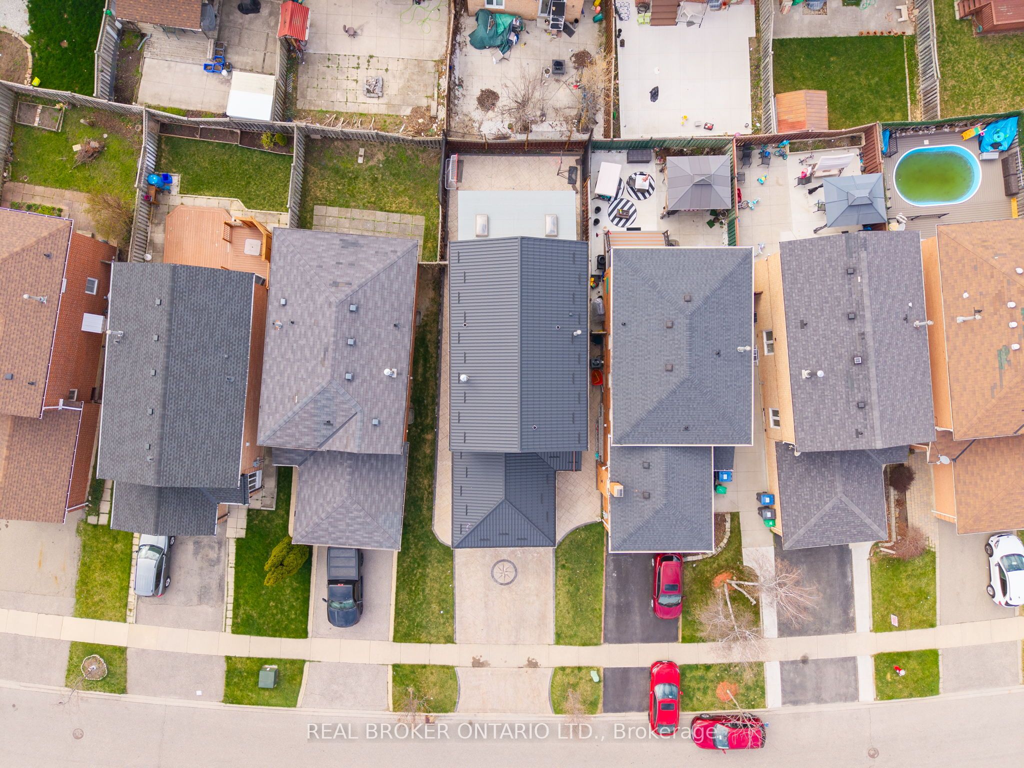 40 Metzak Drive, Brampton, ON L6Z 4N3
