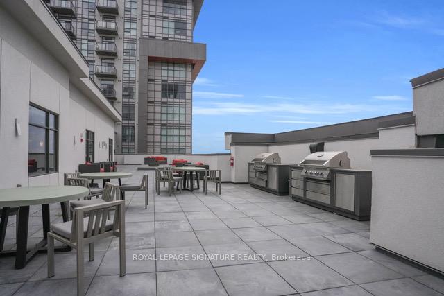 2 Bedrooms Condo at 450 Dundas, Hamilton For sale