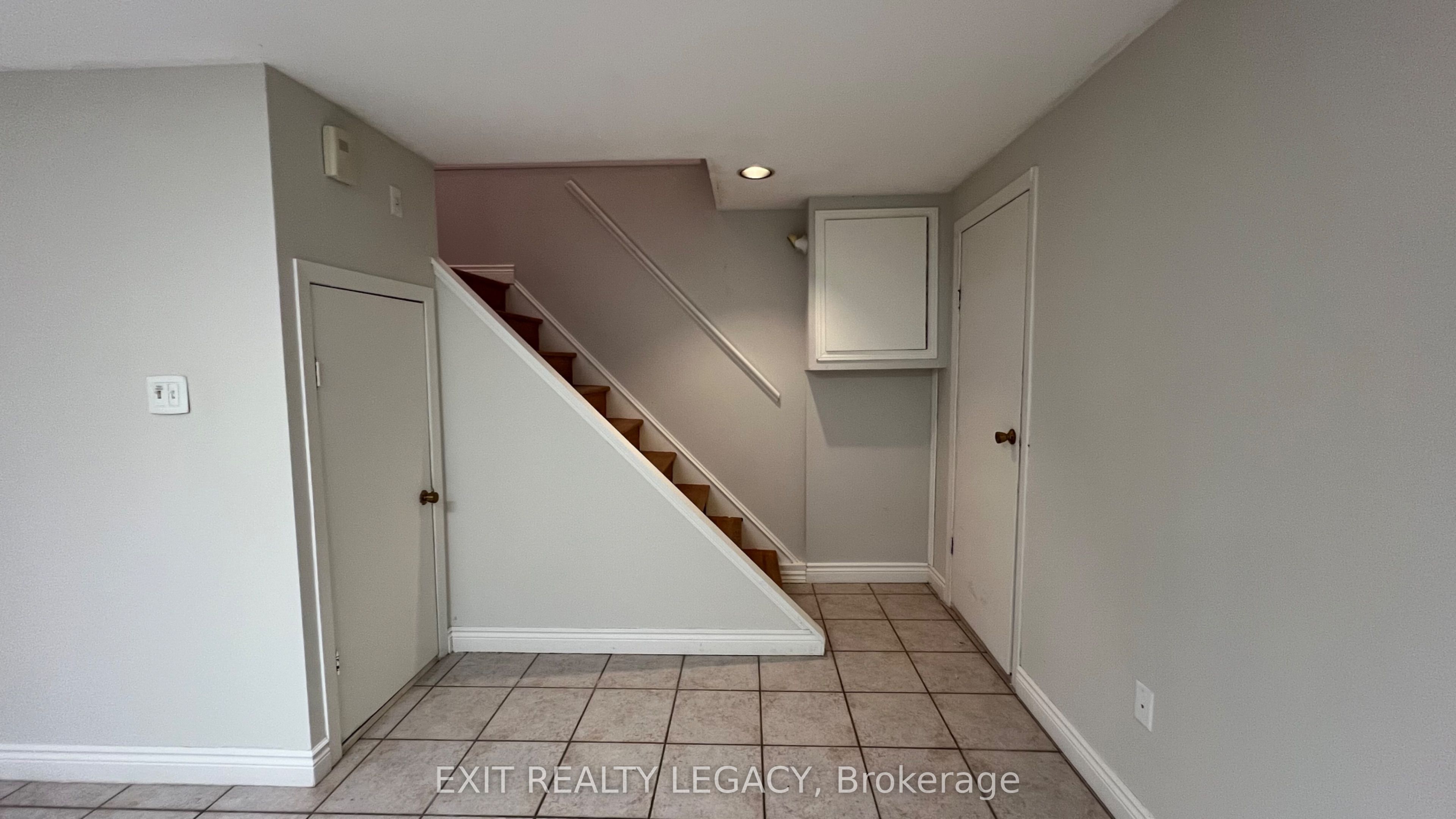 89 Bond Crescent