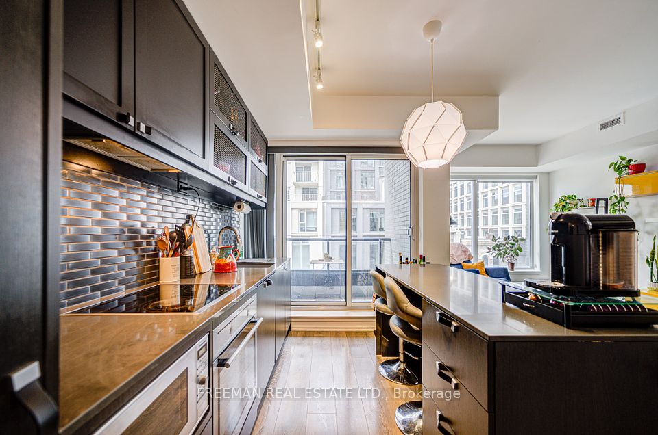 783 Bathurst