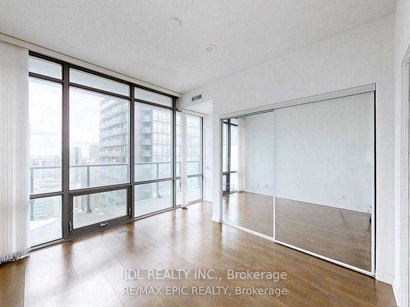 2 Bedrooms Condo at 832 Bay, Toronto For sale