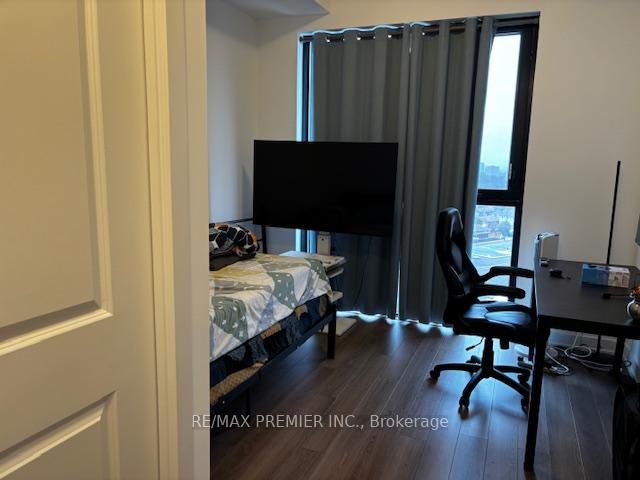 3 Bedrooms Condo at 2799 Kingston,  Toronto For sale