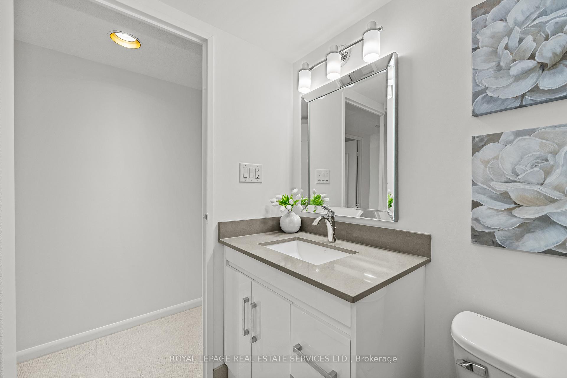 2 Bedrooms Condo at 2185 Marine,  Oakville For sale