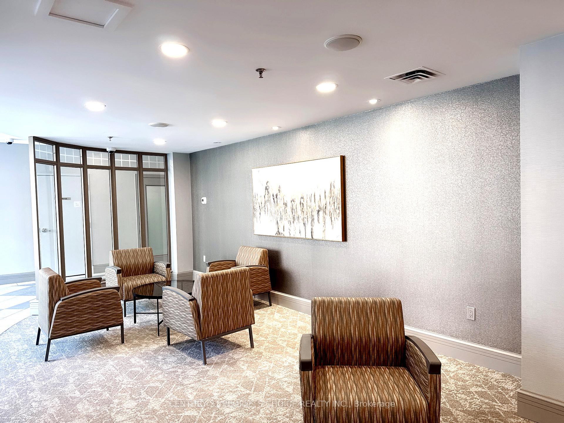 3 Bedrooms Co-op at 123 Omni, Toronto For sale