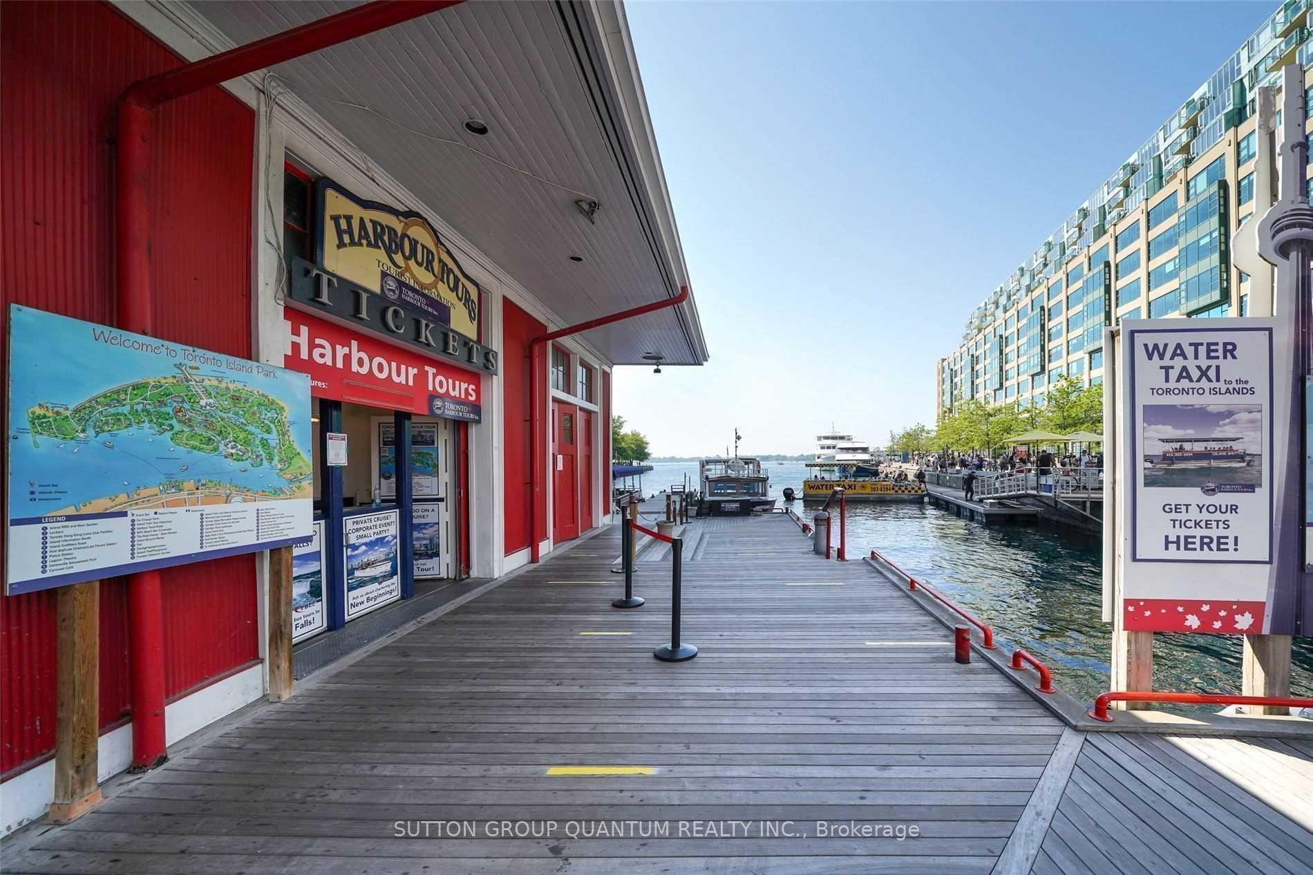 3 Bedrooms Condo at 81 Navy Wharf,  Toronto For sale
